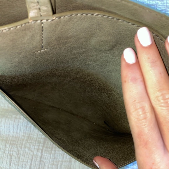 Anthropologie green leather purse - Picture 11 of 16